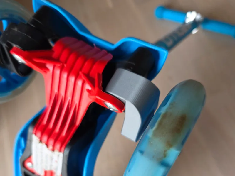 Apollo Kids Whiz Scooter – Steering Replacement
