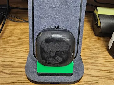 Samsung Galaxy Buds Pro Wireless Charger Holder