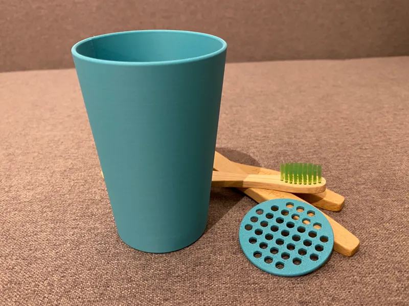 (Toothbrush)Cup with drip tray