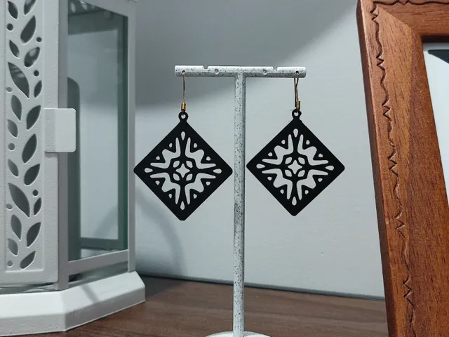 Aretes Estrella Negra del Norte
