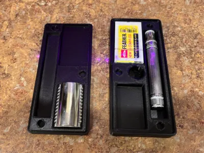 Safety Razor Travel Case with Larger Blade Holder