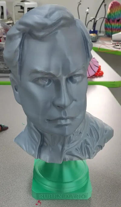 Ruben Dario Bust