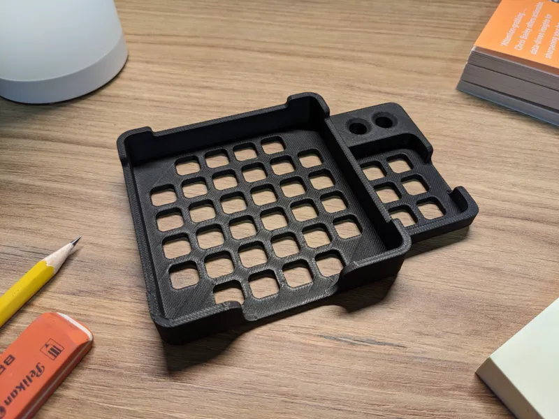 Minimalist Post-It Note Holder