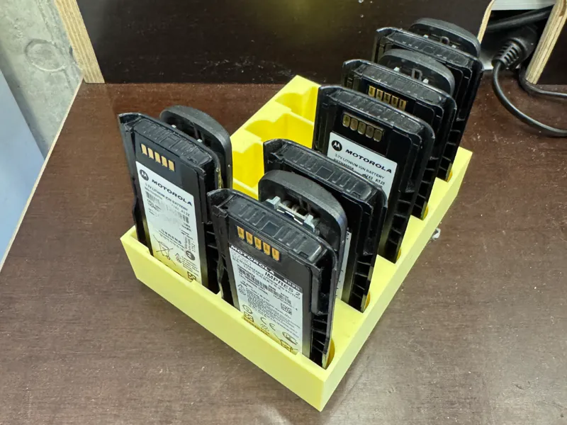 Motorola radio battery stand