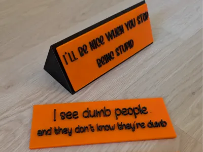 Desk Plaque with Interchangeable Message Plates