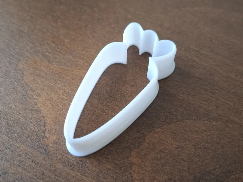 Carrot cookie cutter