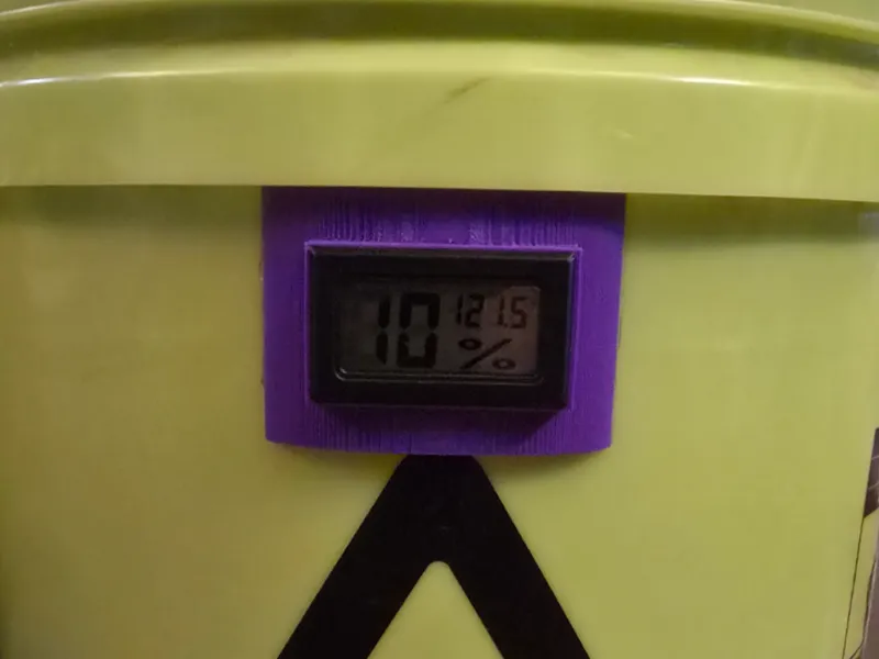 5 Gallon Bucket Hygrometer Mount