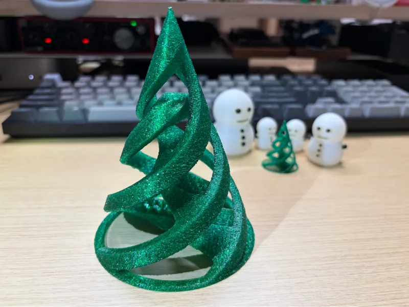 dual-helix Infill Christmas tree