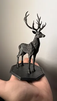Cerf majestueux, déco — photo 3
