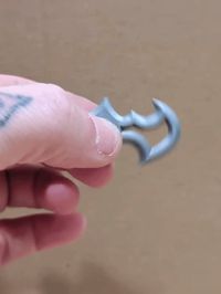 Tiny Batarang Fidget Spinner 53x24,5x4mm