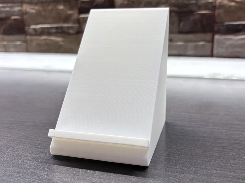 Simple phone stand