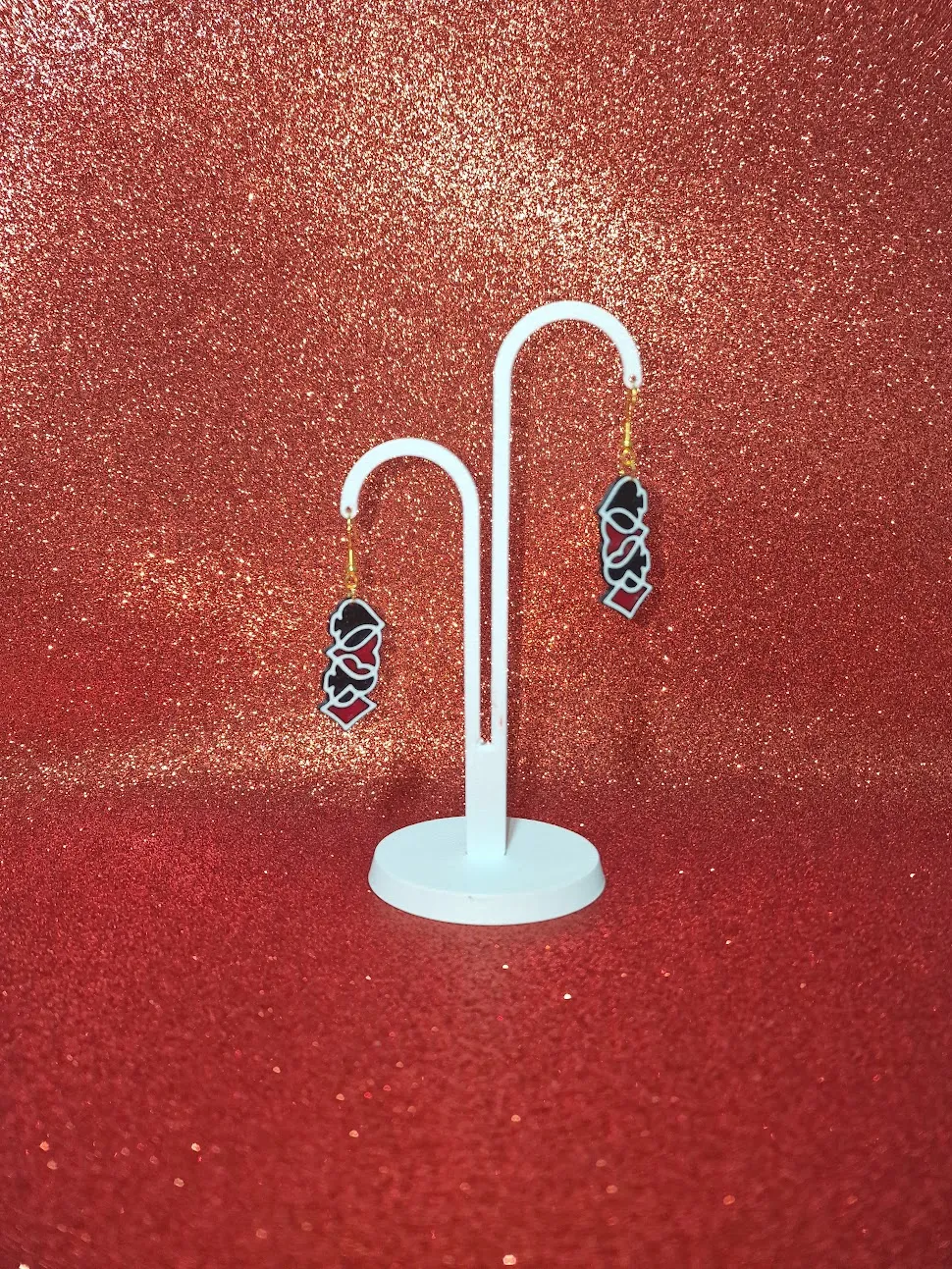 Poker earrings view 3