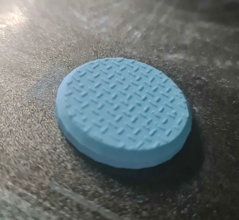 32mm Base Checkered Metal