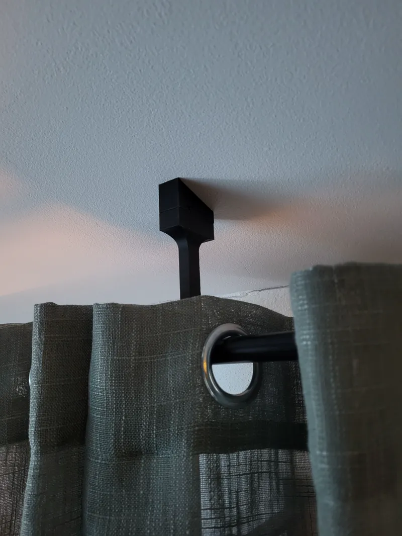 curtain rod holder