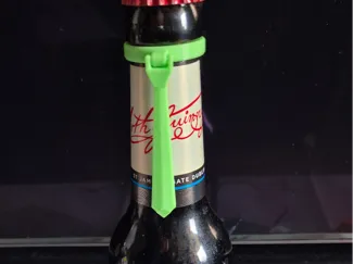Krawattenclip für Flaschen