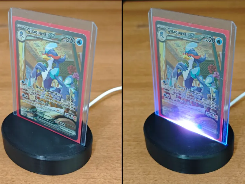 Standard toploader card lamp