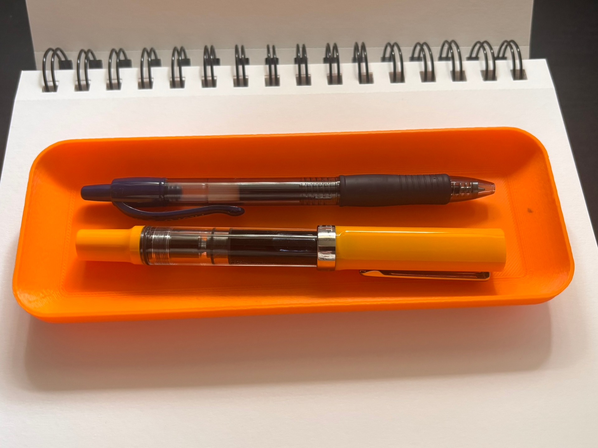 Pen Holder / Desk tray