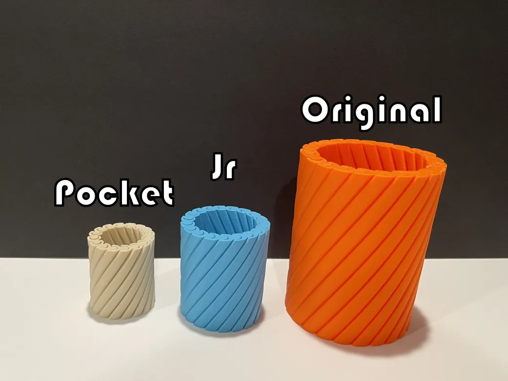 Twisty Fidget Vase Jr. view 3