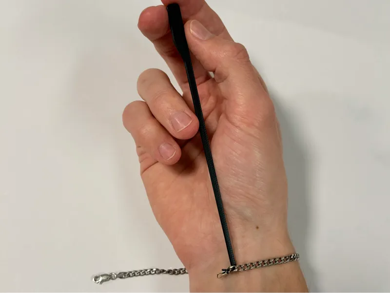 Chain bracelet helper - no hassle!