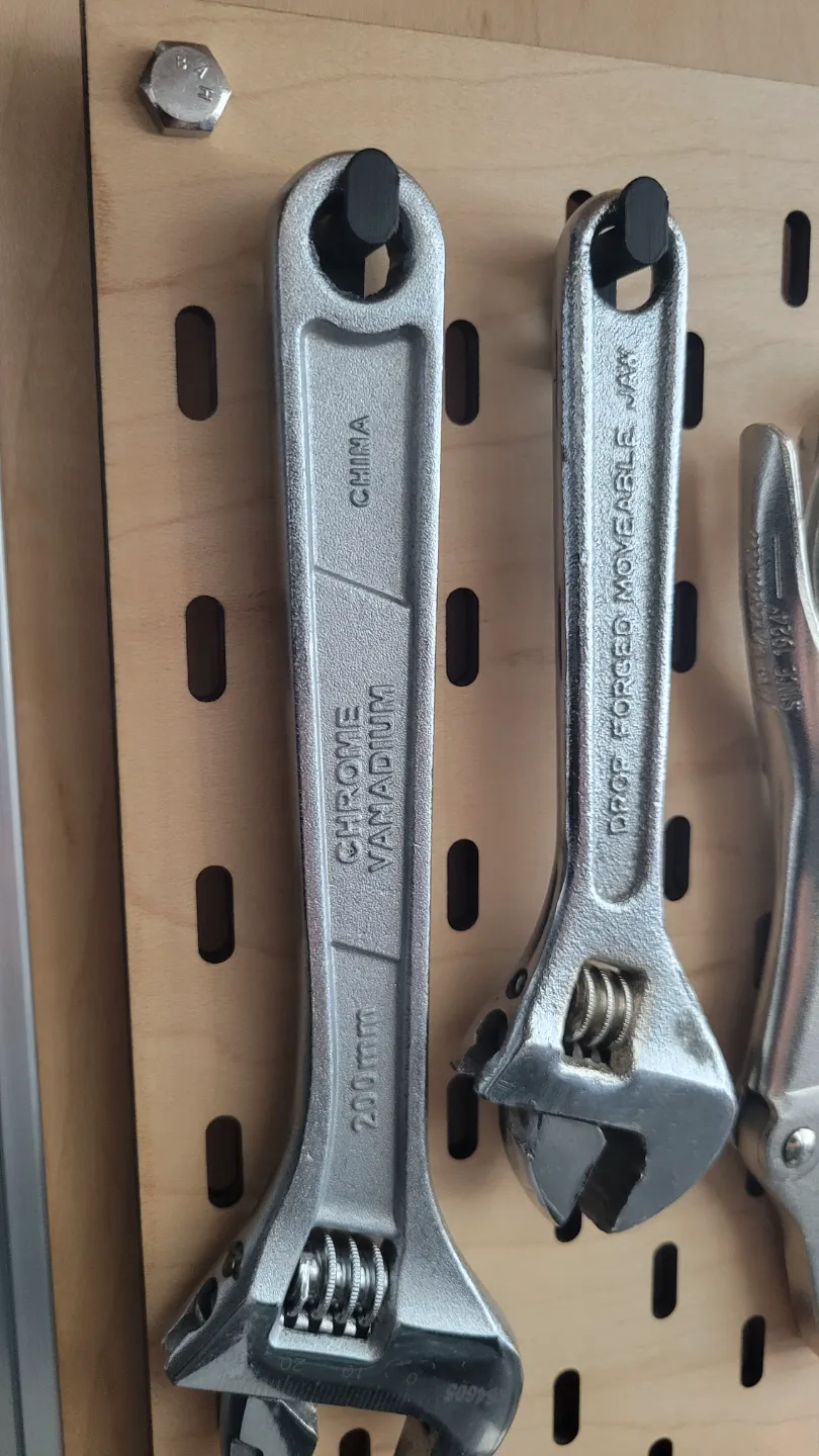 Skadis Board Peg Mount view 2