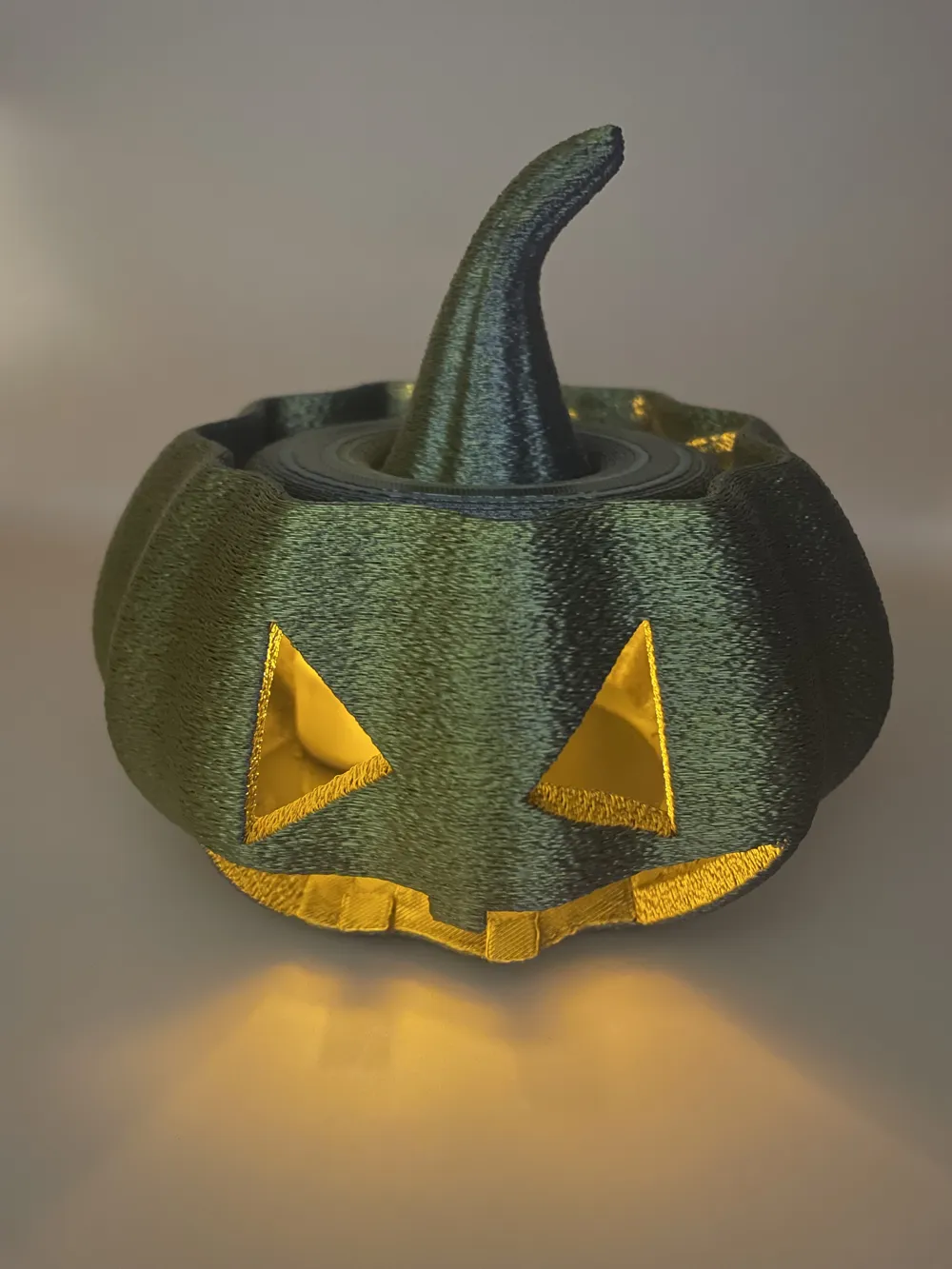 Glowing Halloween Pumpkin - Free 3D Print Model - MakerWorld