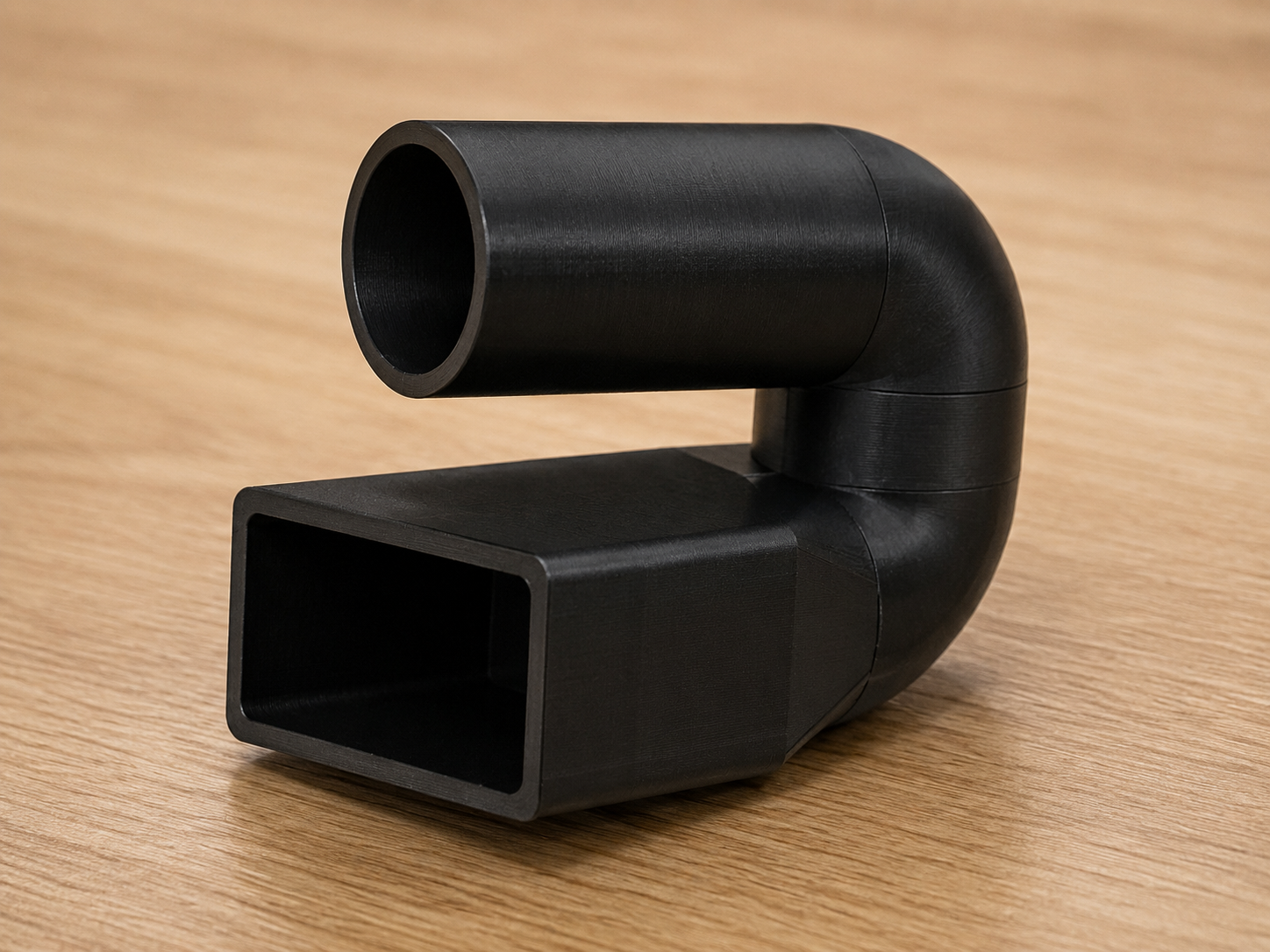 Pipe adapter from square to circular