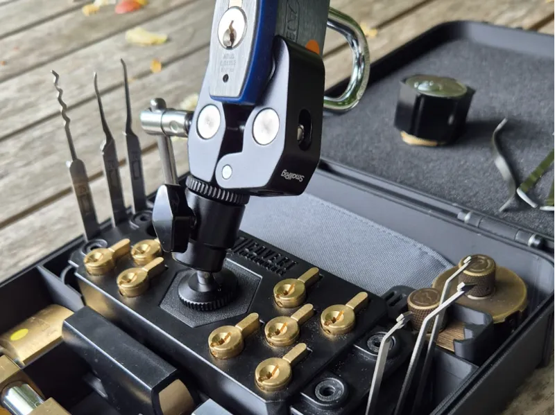 Hex insert for CI Locksport Trainer 