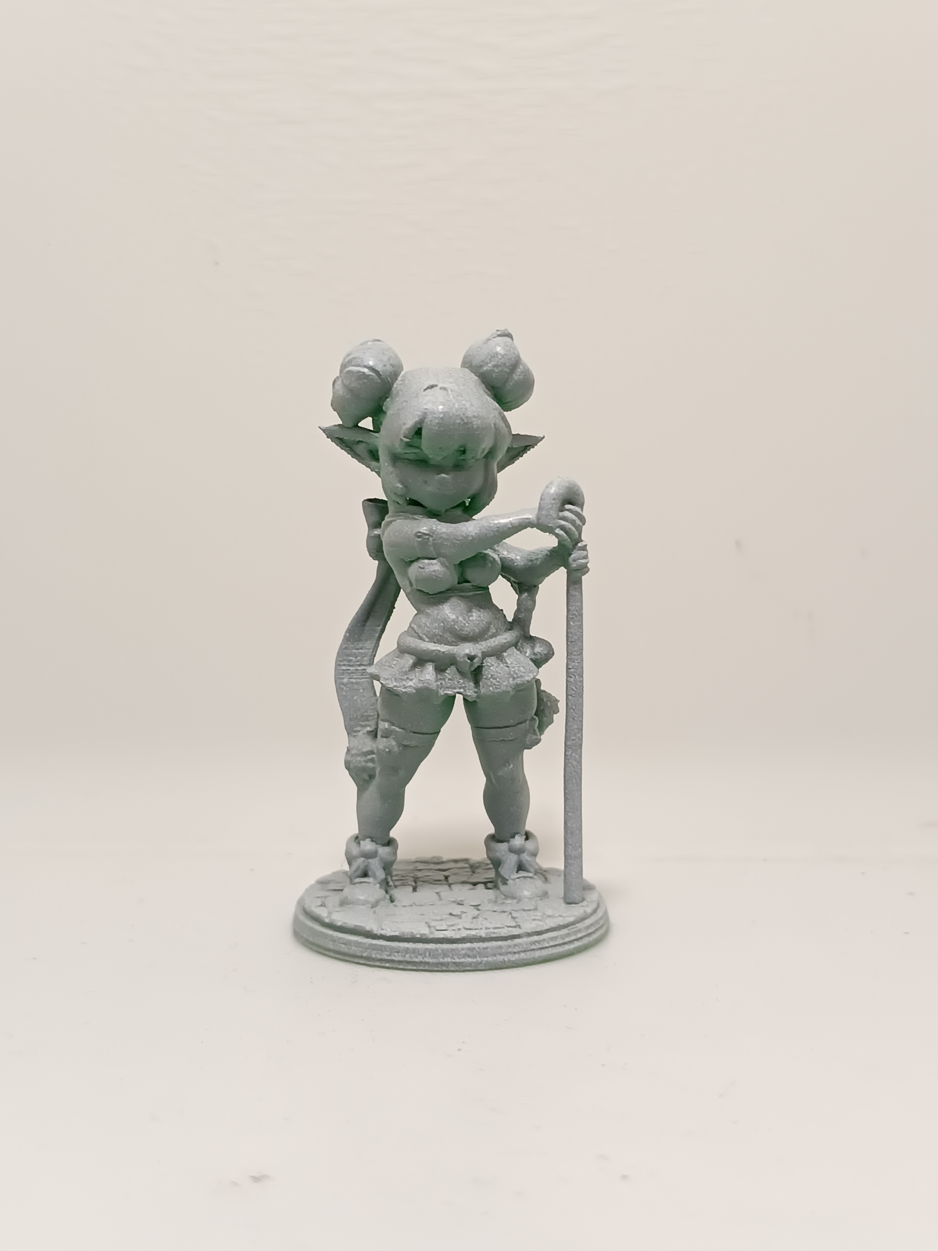 Miniatura 2 do modelo 3D supportless candy cane goblin