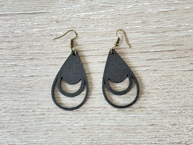 round earring