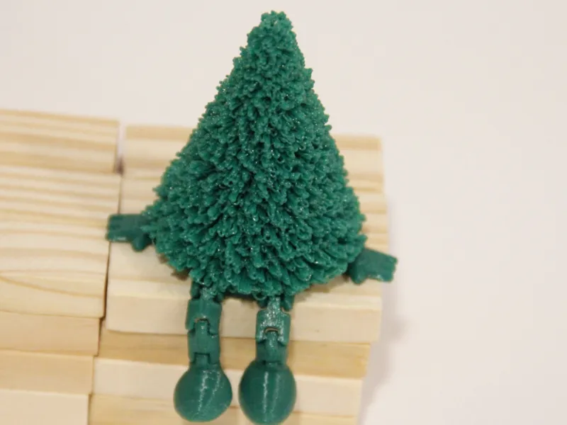 Christmas tree with Articulated legs