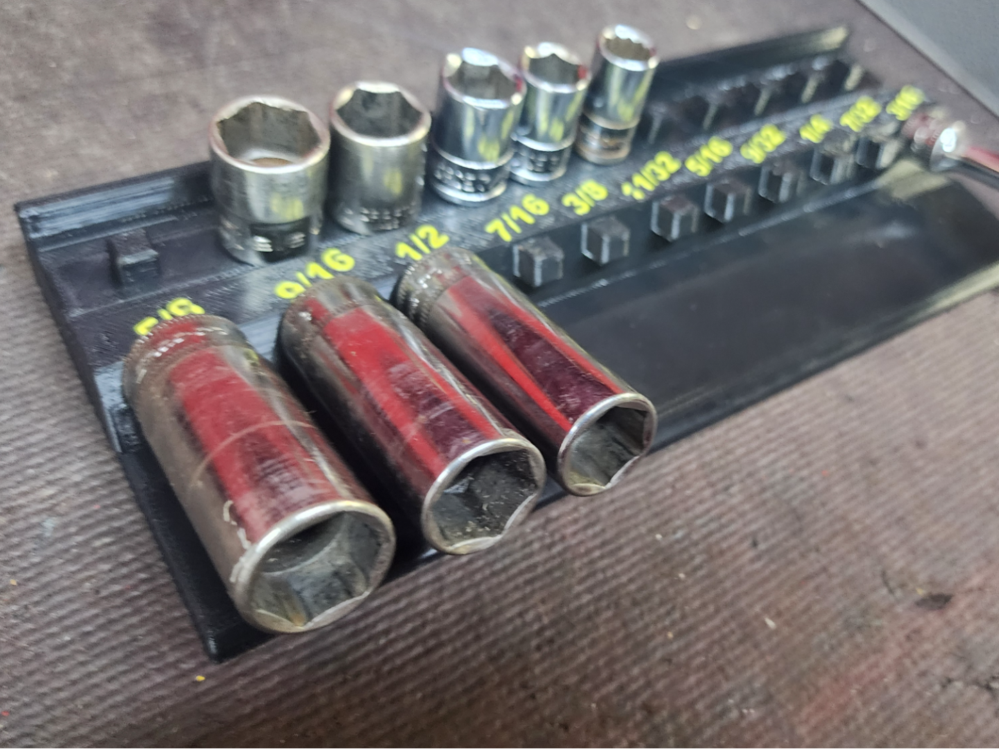 1/4 socket holder 3D model