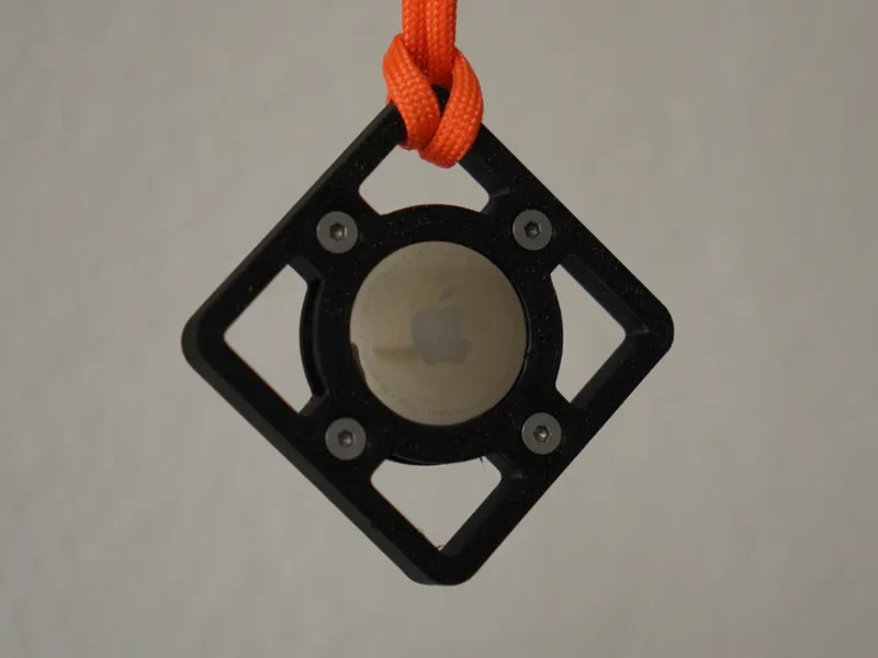 Rugged Lightweight Apple Airtag Cage Keychain 12g