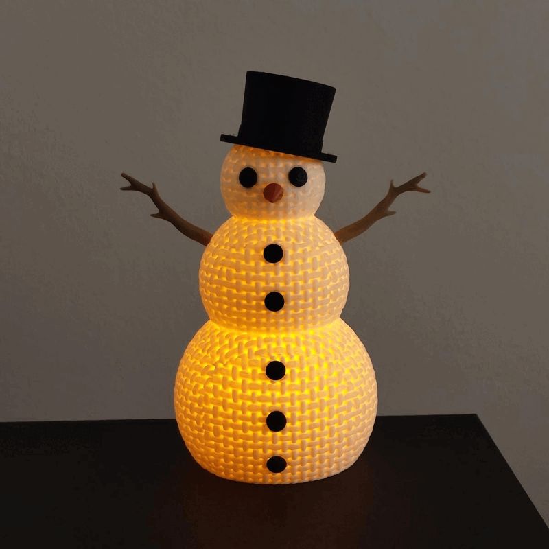 Crocheted snowman lamp