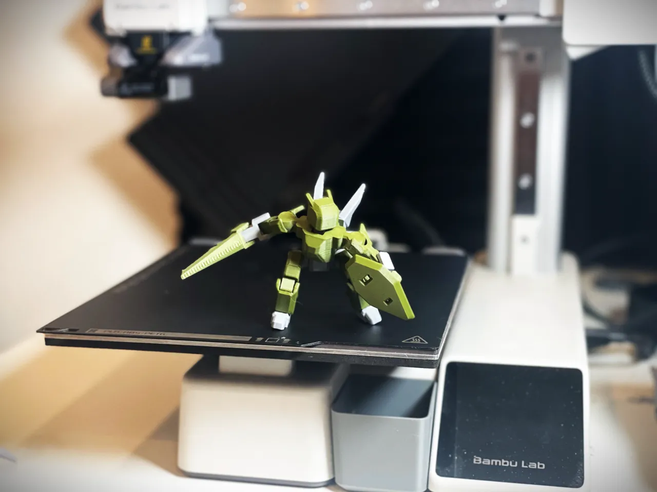 Striker-01 Mecha | Model Kit view 2