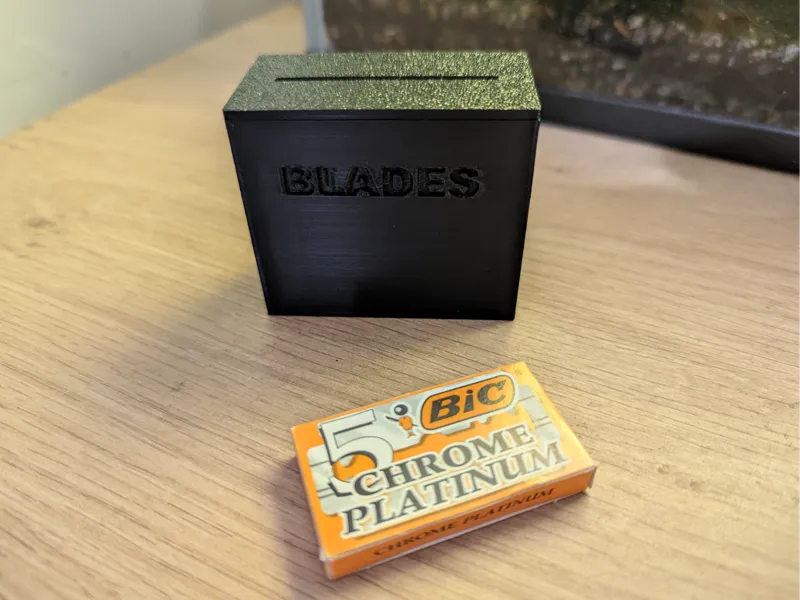Re-usable Simple Used Razor Blade bin