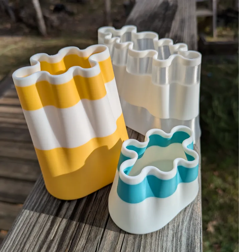 Squiggle Vases