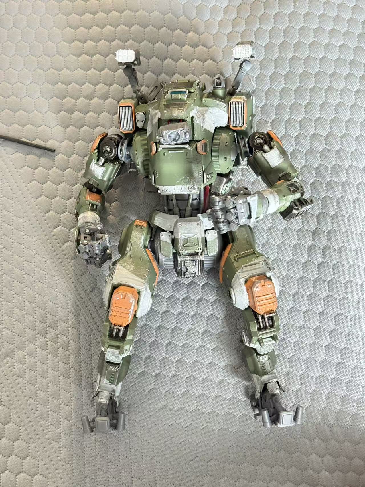 Miniatura 4 do modelo 3D ttf2 泰坦陨落 先锋级泰坦