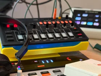 Roland J6 Stand for Teenage Engineering KO II