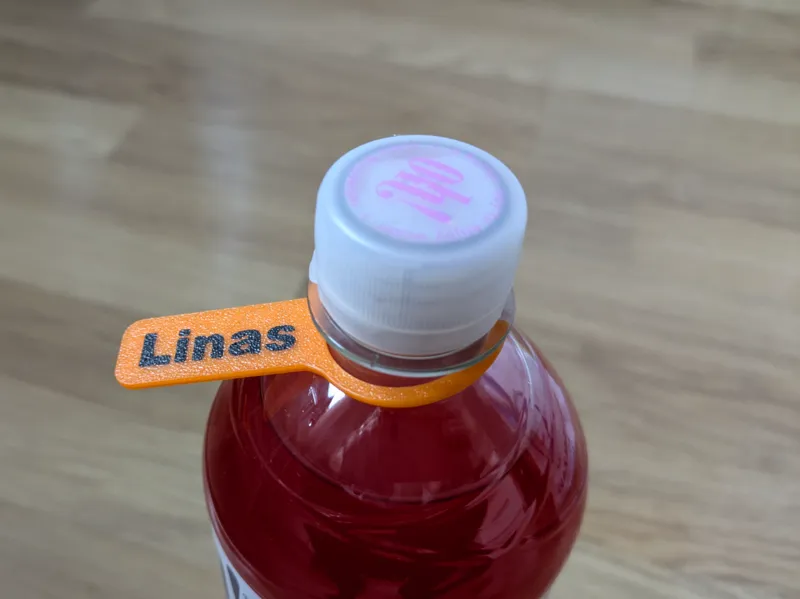 Soda TAG with magnetic holder for fridge