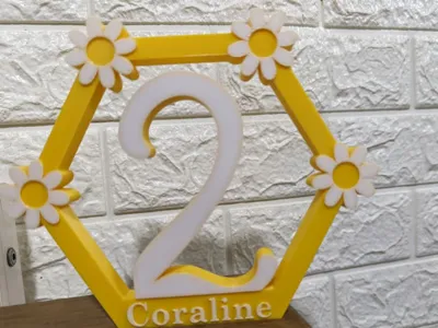 Personalized centerpieces with names