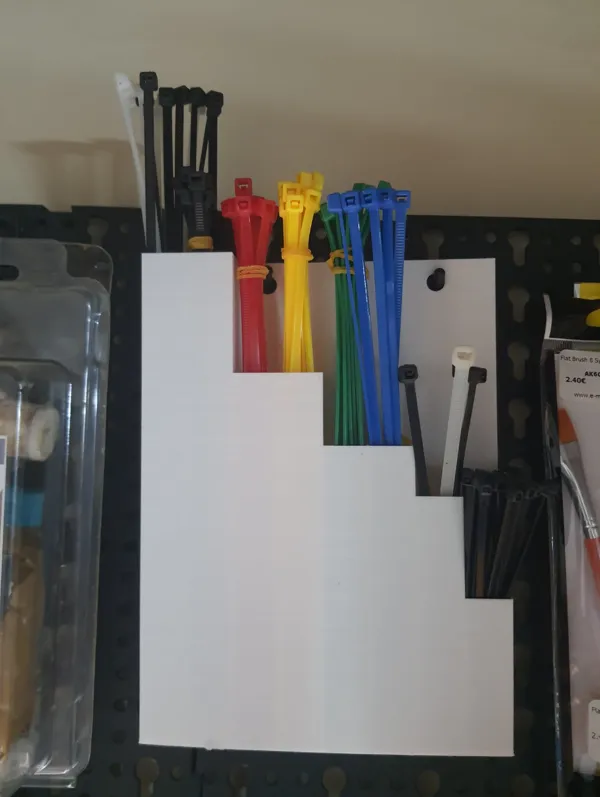 https://makerworld.bblmw.com/makerworld/model/USc667a94a5654bc/design/2024-10-22_69bac0aa2d928.jpeg
