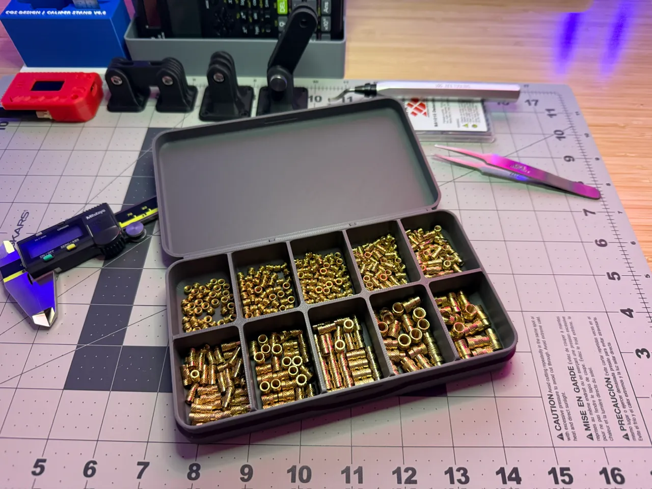 PRINT IN PLACE Large Hinged Box - 10 Compartments view 2
