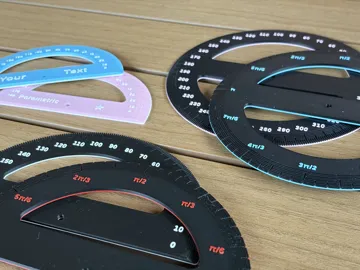 Letrero o emblema decorativo: Protractor Maker - Customizable Protractor — vista de referencia 4