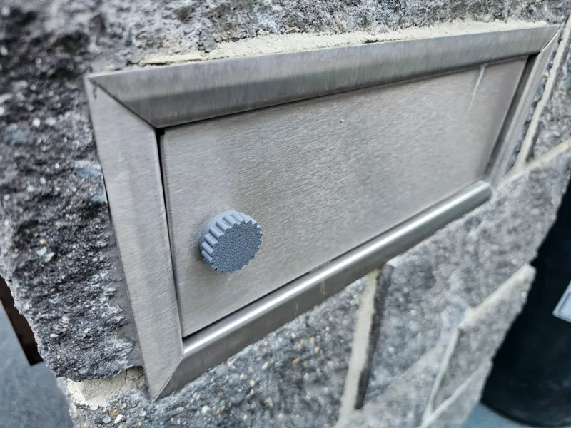 Mailbox lock