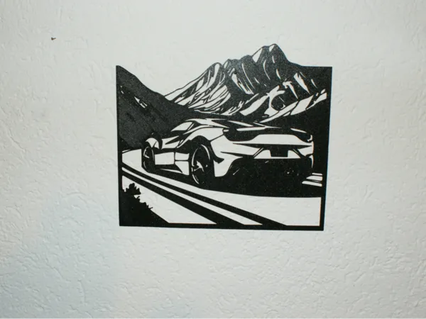 Tableau mural voiture dans les Alpes