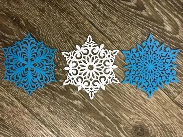 Flocons de neige décoratifs