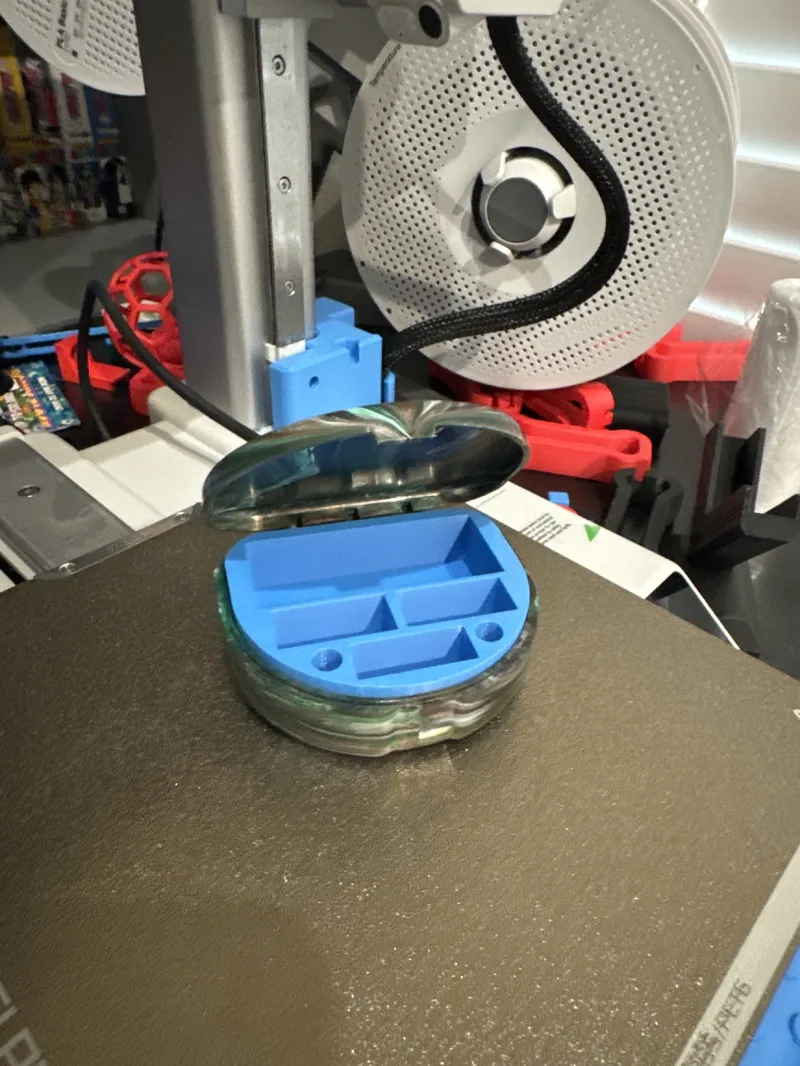 Retainer Tackle Box