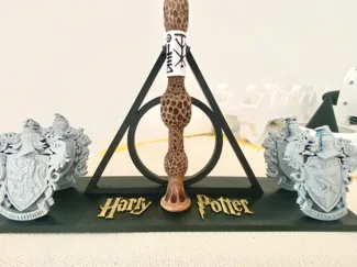 老魔杖与徽章支架