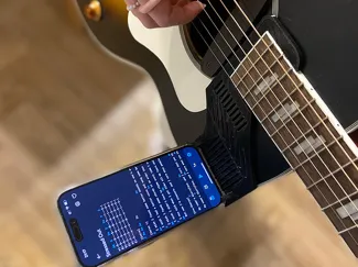 guitar phone holder