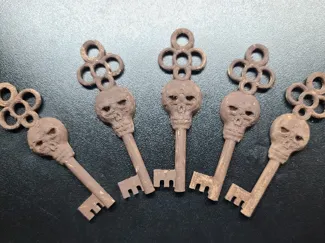 Skeleton Skull Key Prop
